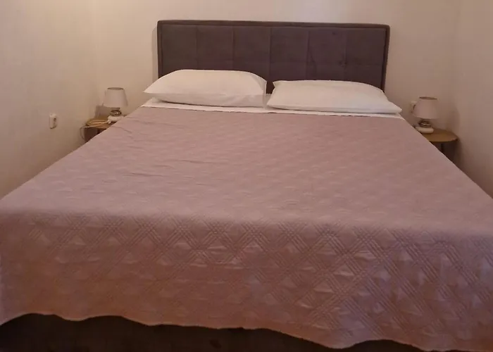 Apartment Two-bedroom With Sea View A1