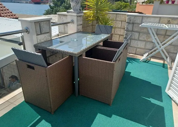 Two-bedroom With Sea View A1 Apartment