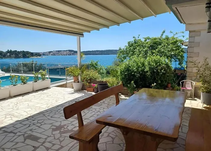 Two-bedroom With Sea View A1 Apartment *