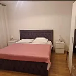 Two-bedroom With Sea View A1 트로기르
