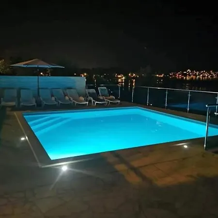 Apartment Two-bedroom With Sea View A1